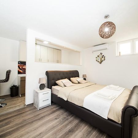 באניה לוקה Studio Apartman Centar מראה חיצוני תמונה