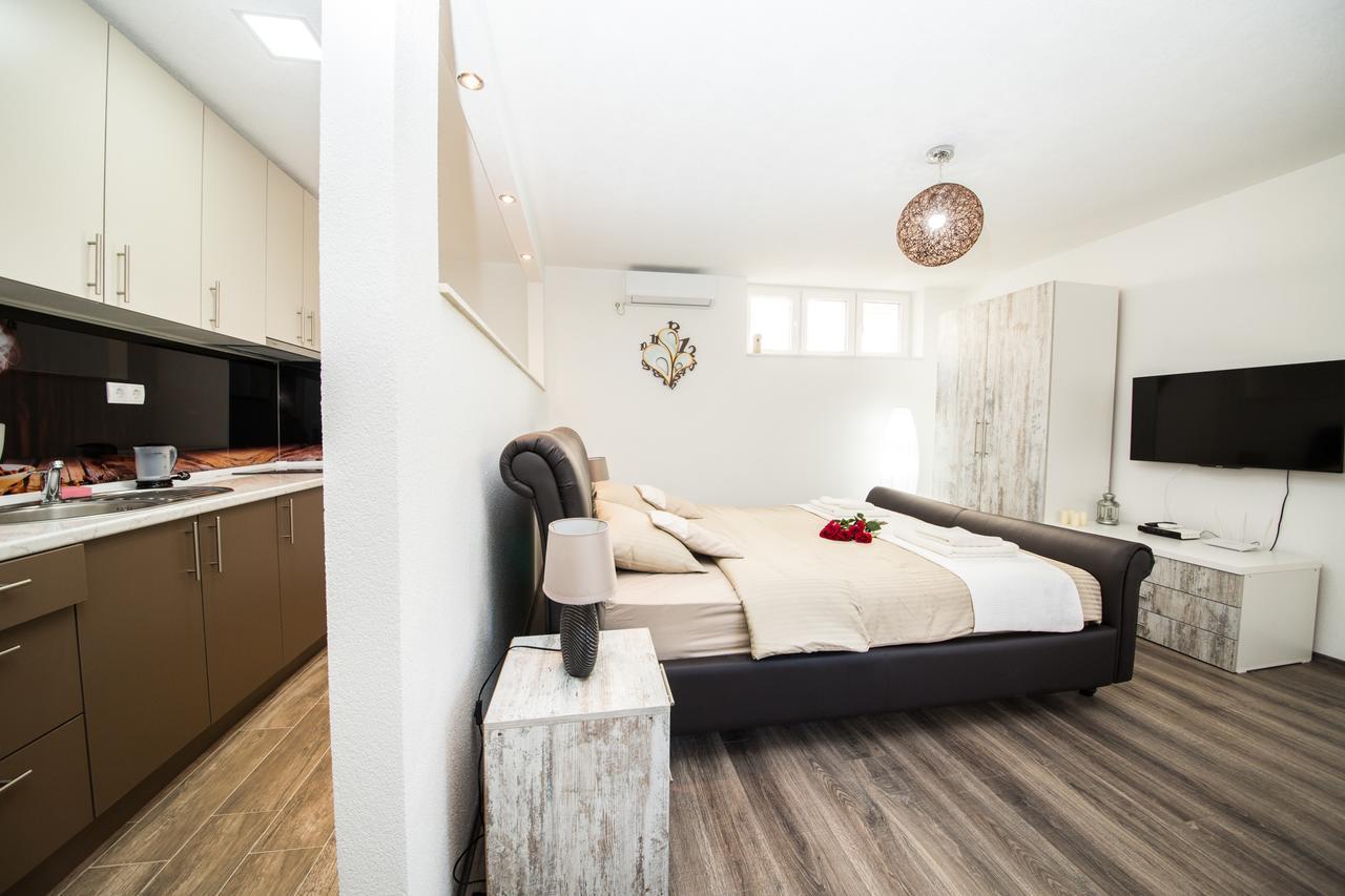 באניה לוקה Studio Apartman Centar מראה חיצוני תמונה